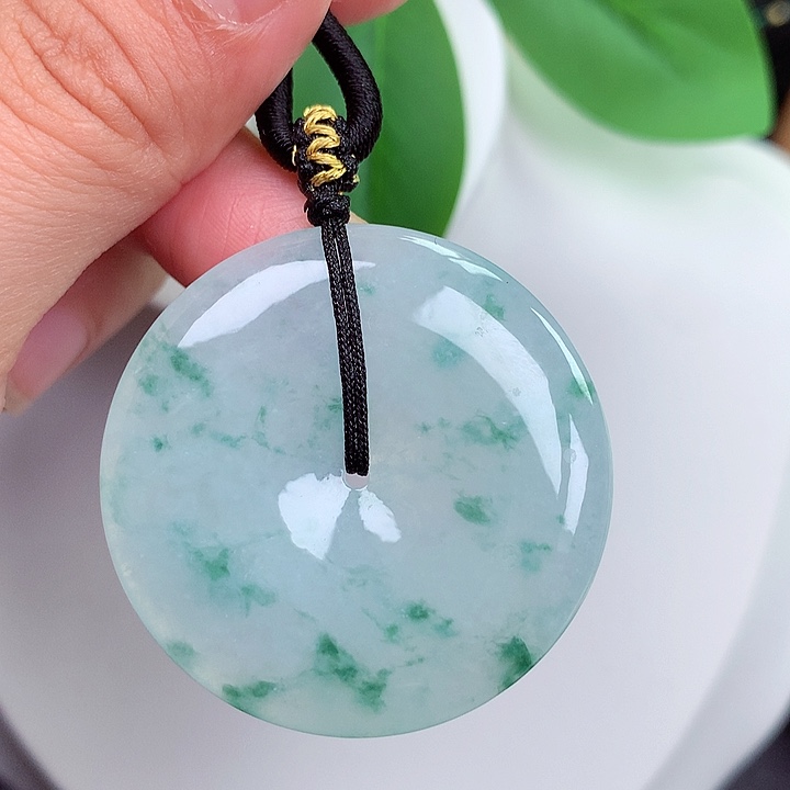 颈饰未镶嵌翡翠平安扣 38.1x5.5mm