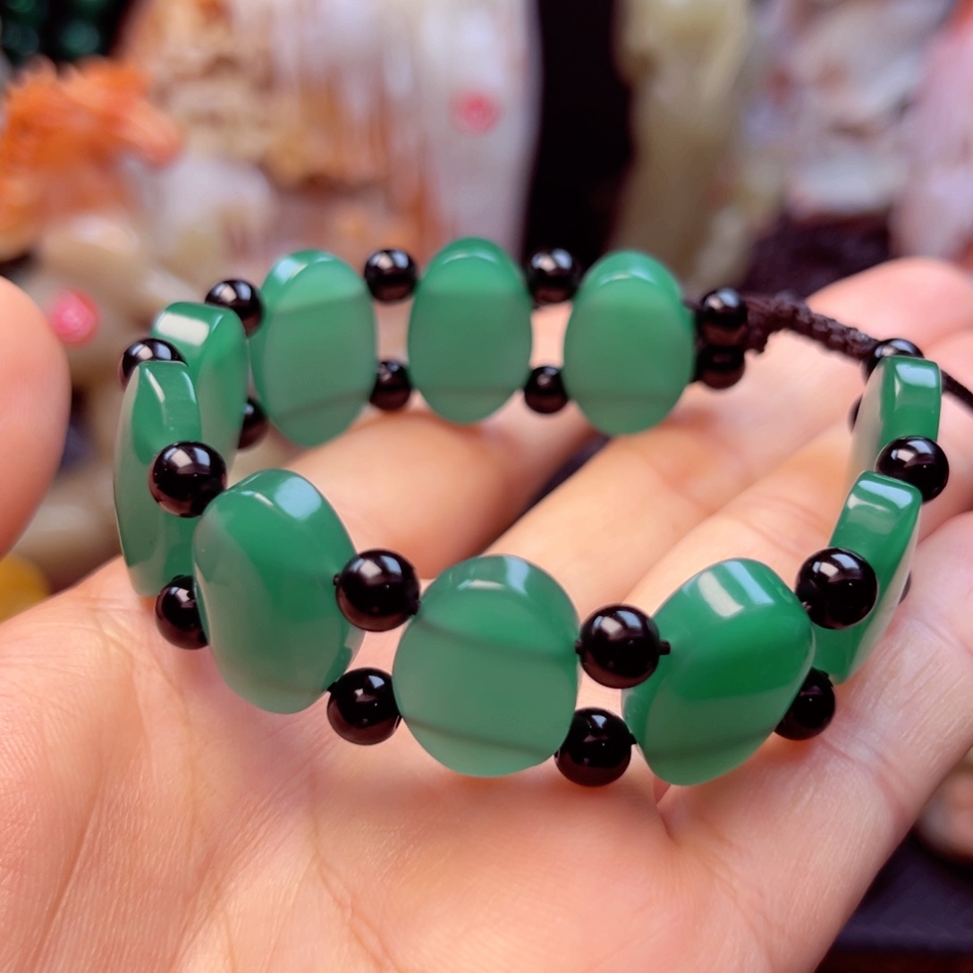 四川石雅安绿手串