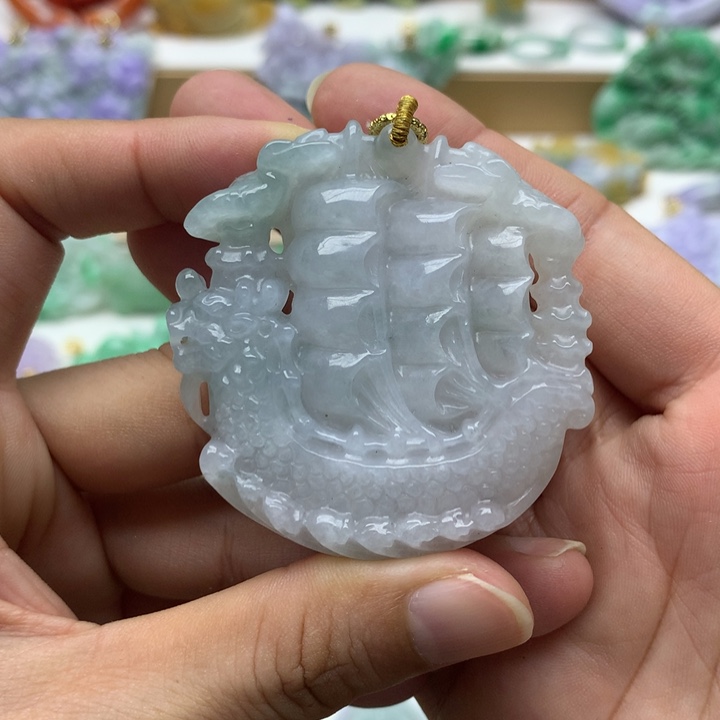 颈饰未镶嵌翡翠翡翠