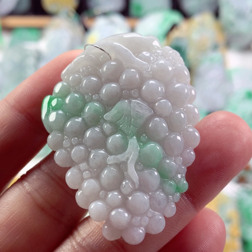 【闪购商品】翡翠吊坠(不含链)未镶嵌