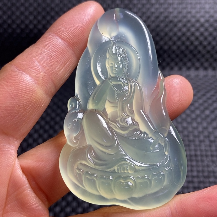 【闪购商品】蛇纹石玉颈饰未镶嵌