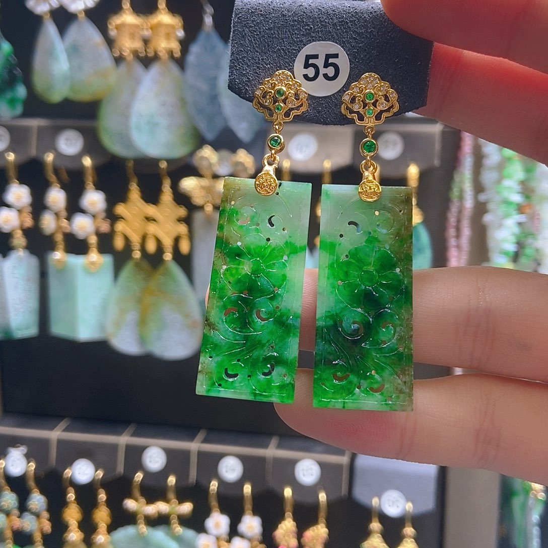 翡翠未镶嵌耳饰翡翠