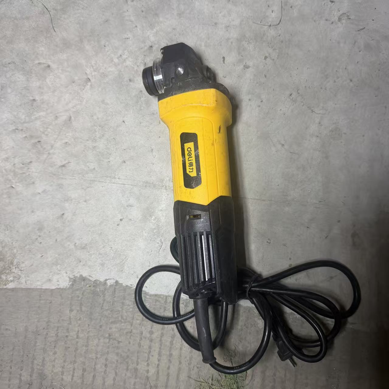 ZZ 角磨机 黄色交流电角磨机手动工具