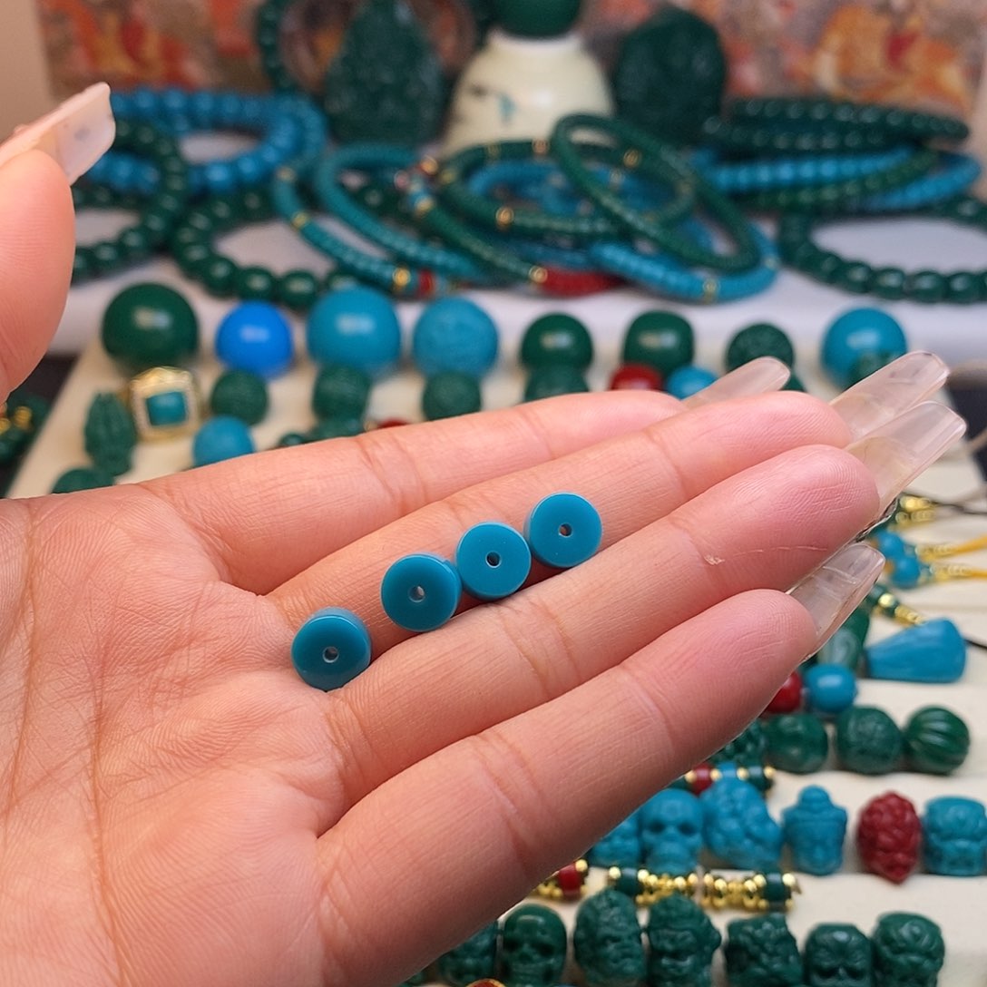 颈饰琉璃德****珍卡8药片4颗