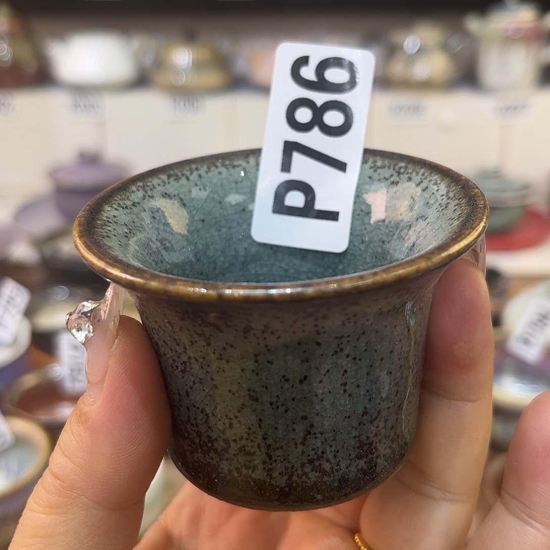 朱泥茶杯陶瓷艺术