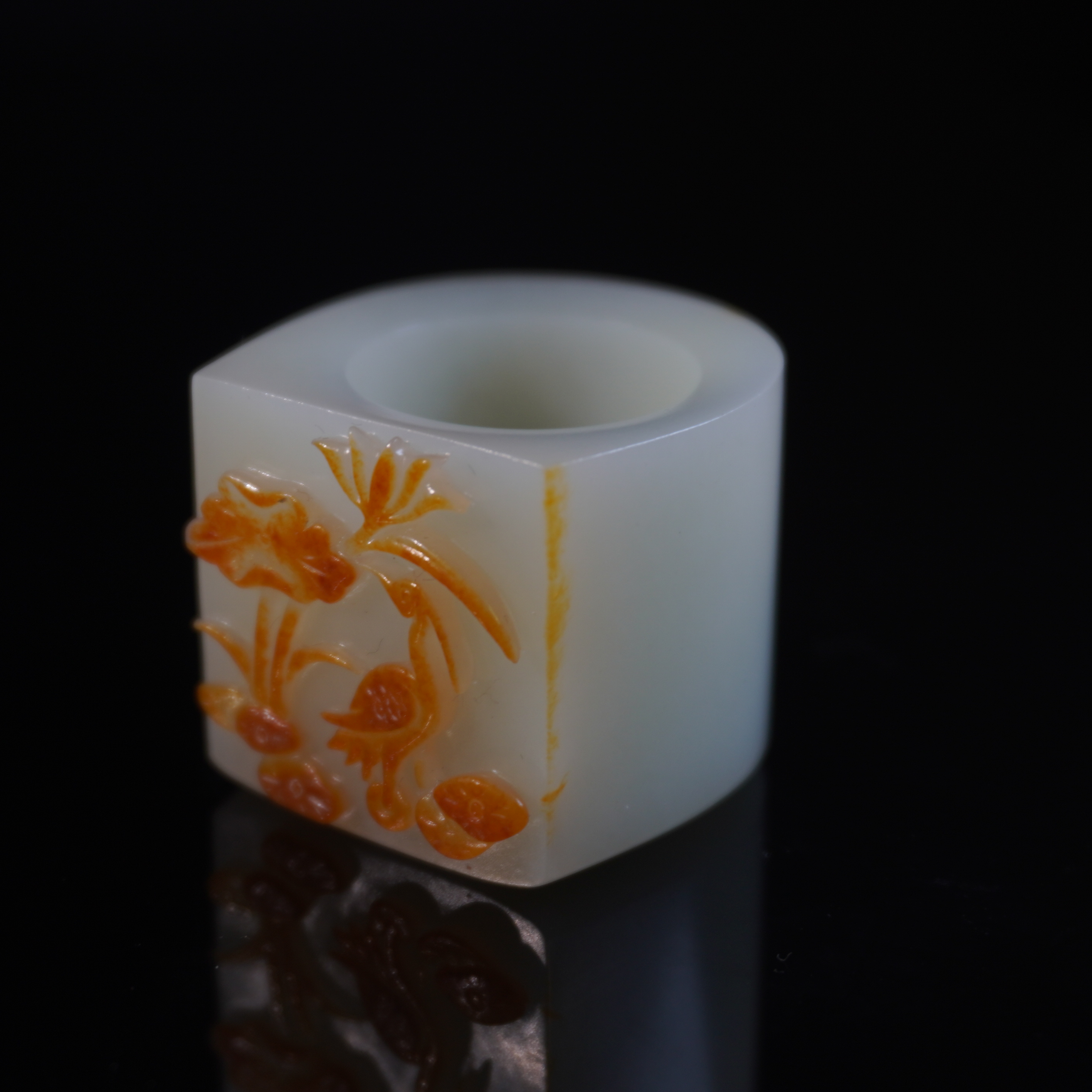 民国和田玉提色扳指/HY023723/金玉良缘/槐荫山房