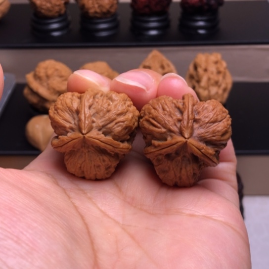 文玩核桃把件小石斧15