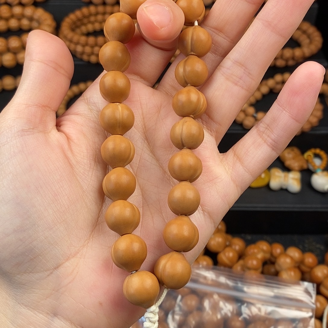 猴头核桃手串哑光屁桃