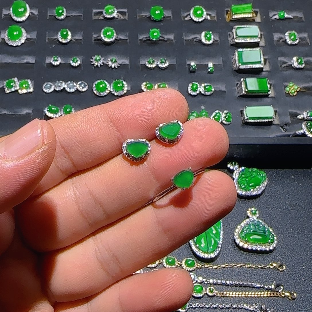 翡翠银S925镶嵌耳饰