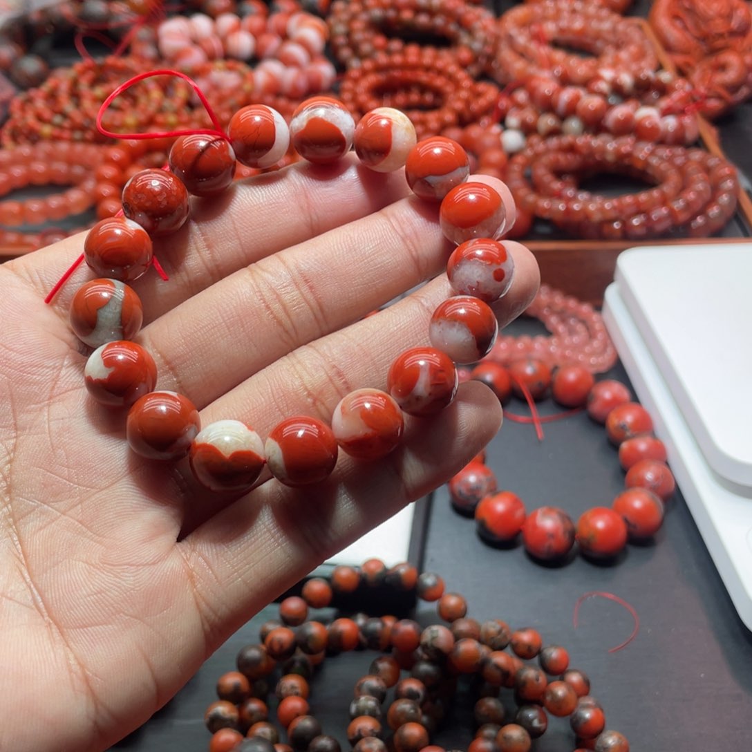 南红玛瑙手链未镶嵌