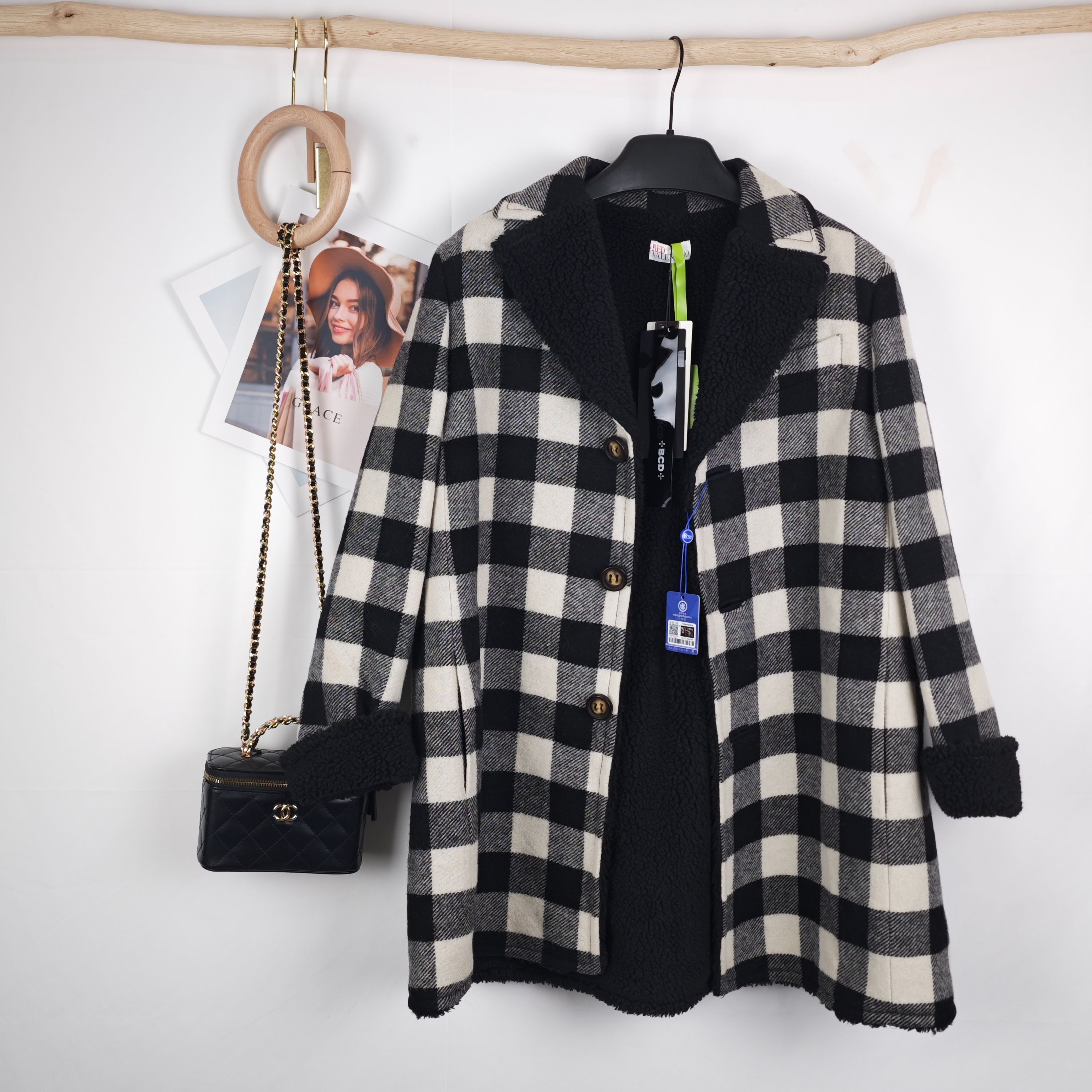 99新 Valentino/华伦天奴 海囤K/华伦天奴上衣/42码/bc56999