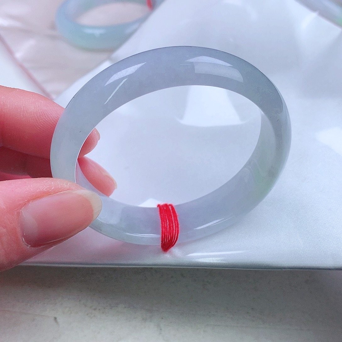 翡翠手镯（贵妃镯）未镶嵌