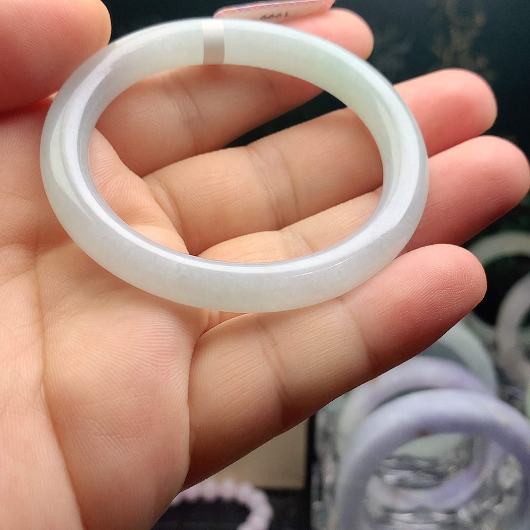 未镶嵌手镯翡翠53贵妃