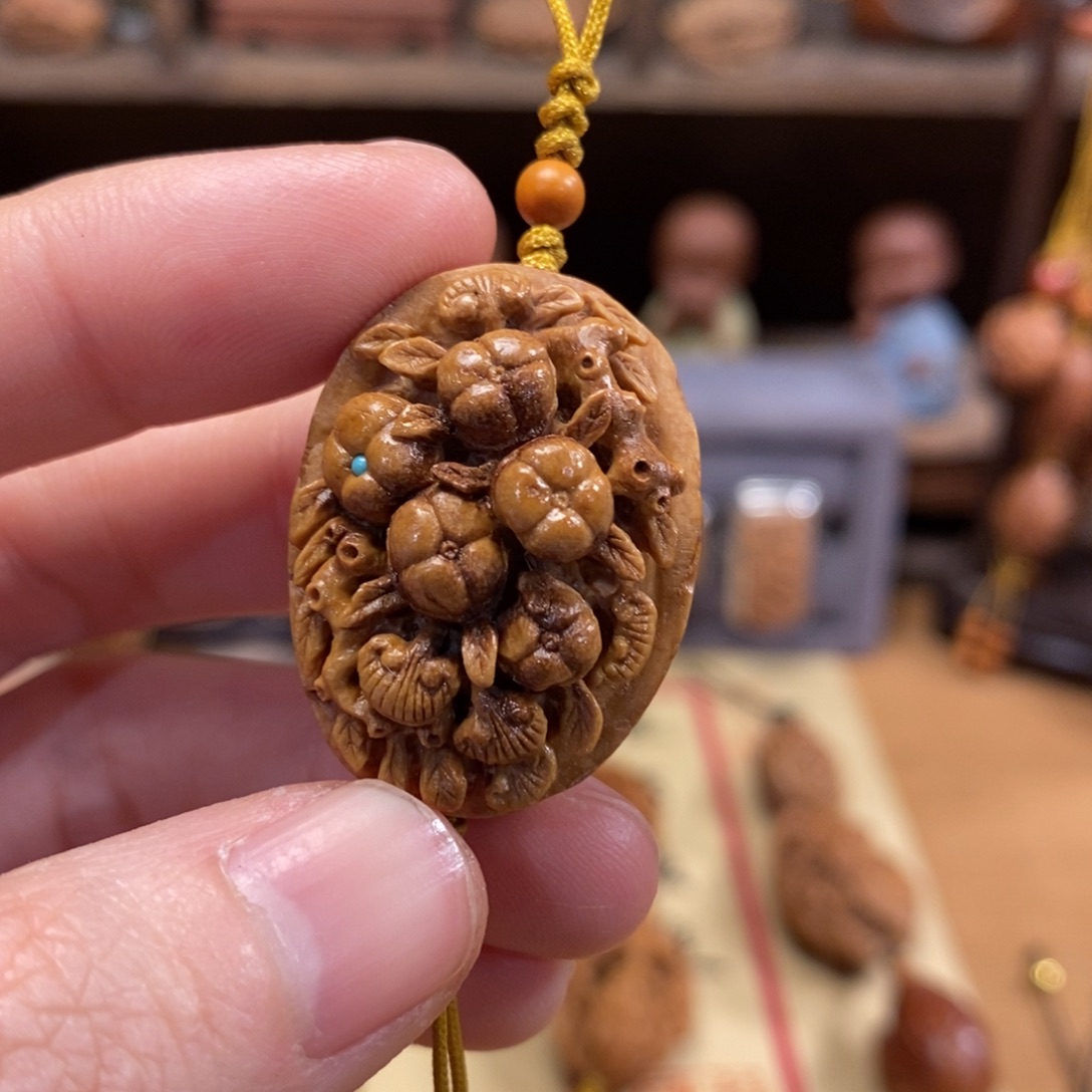 潍坊核雕桃核雕刻柿柿如意