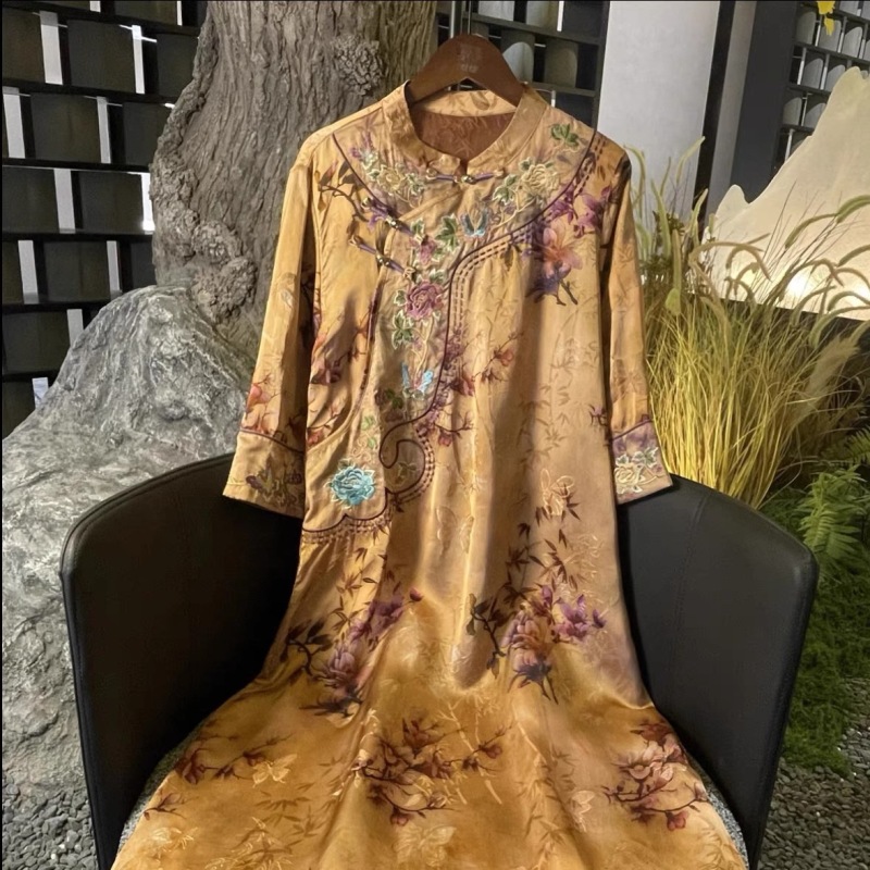 【苏澜】新款立领刺绣气质七分袖连衣裙2025A0286-璇子