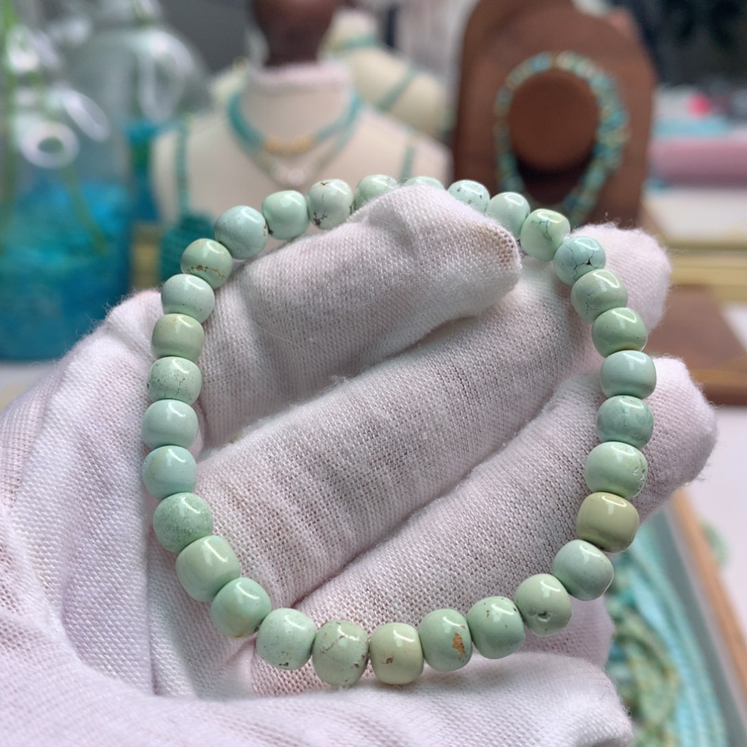 绿松石未镶嵌饰品