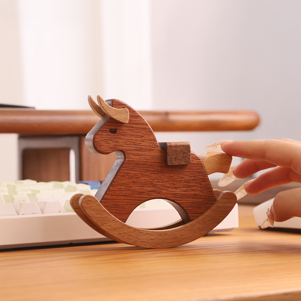 实木小牛马打工人童年记忆解压玩具礼物摇一摇的办公桌送礼陪伴