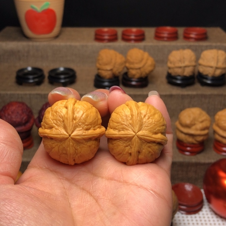 文玩核桃把件-****v1金蟒炸四