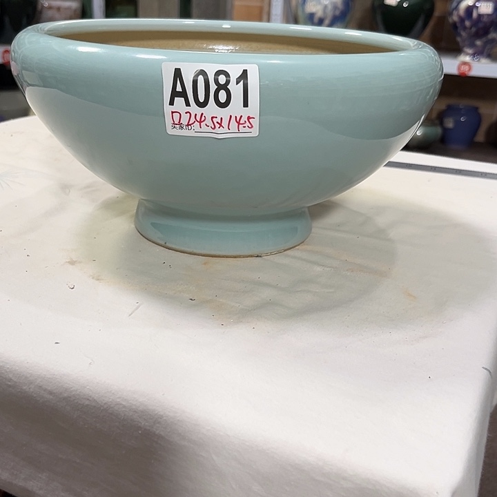 纯手工制作的有孔