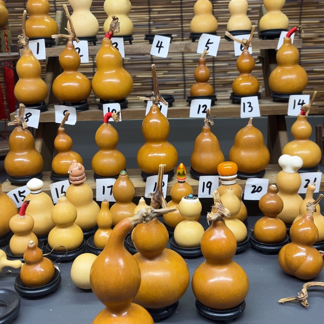 I***龍葫芦等经济林木生长在