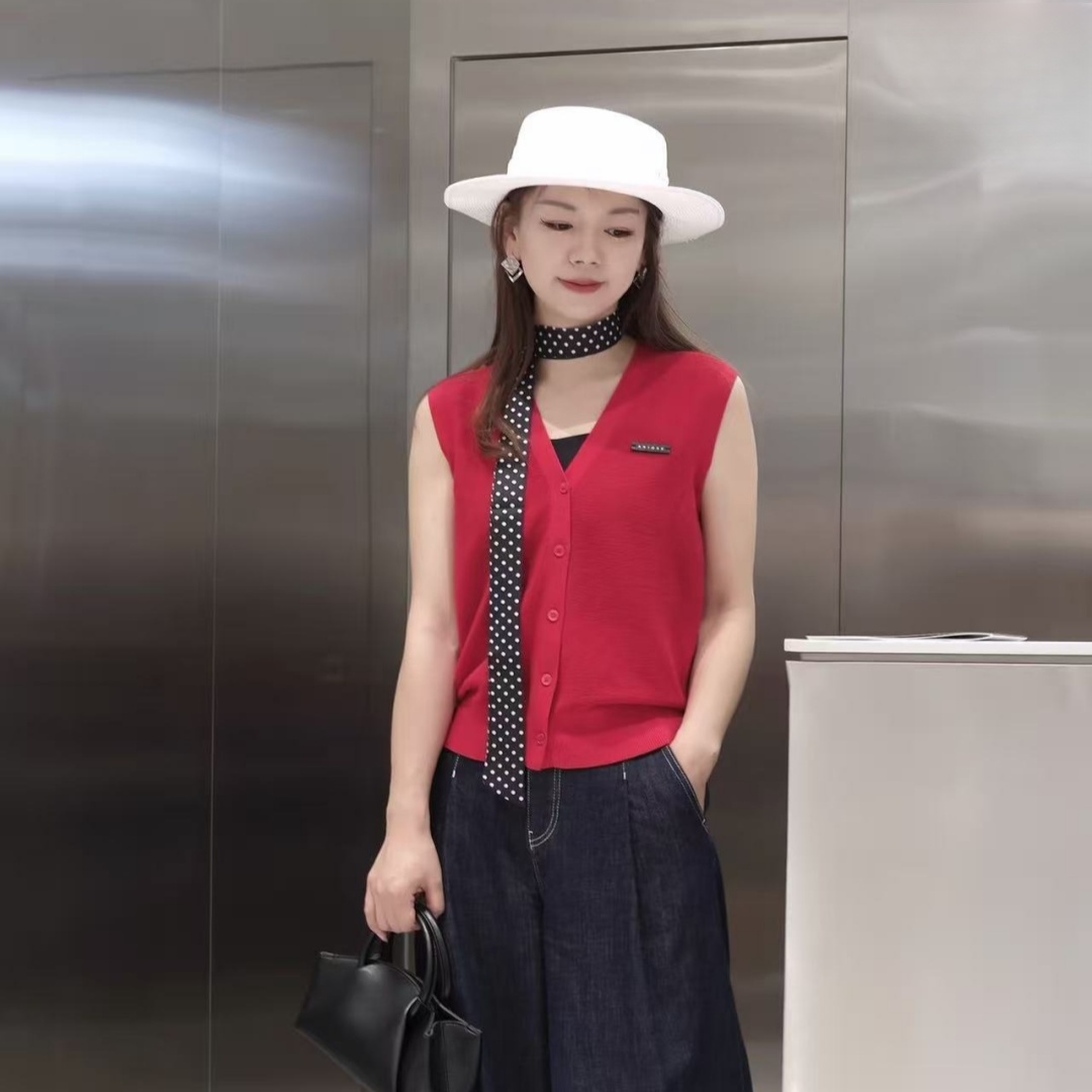 艾诺丝2025夏季新款V领针织衫开衫无袖休闲马甲背心女50428046