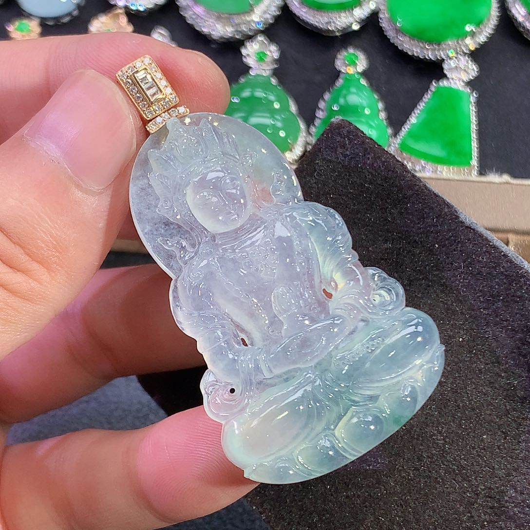 翡翠18K金镶嵌吊坠(赠链)