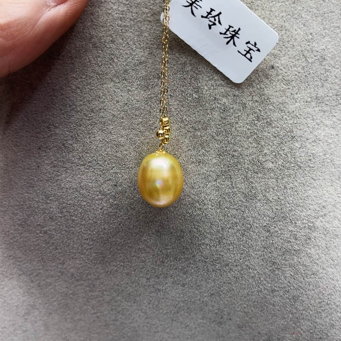 18K金镶嵌颈饰海水珍珠