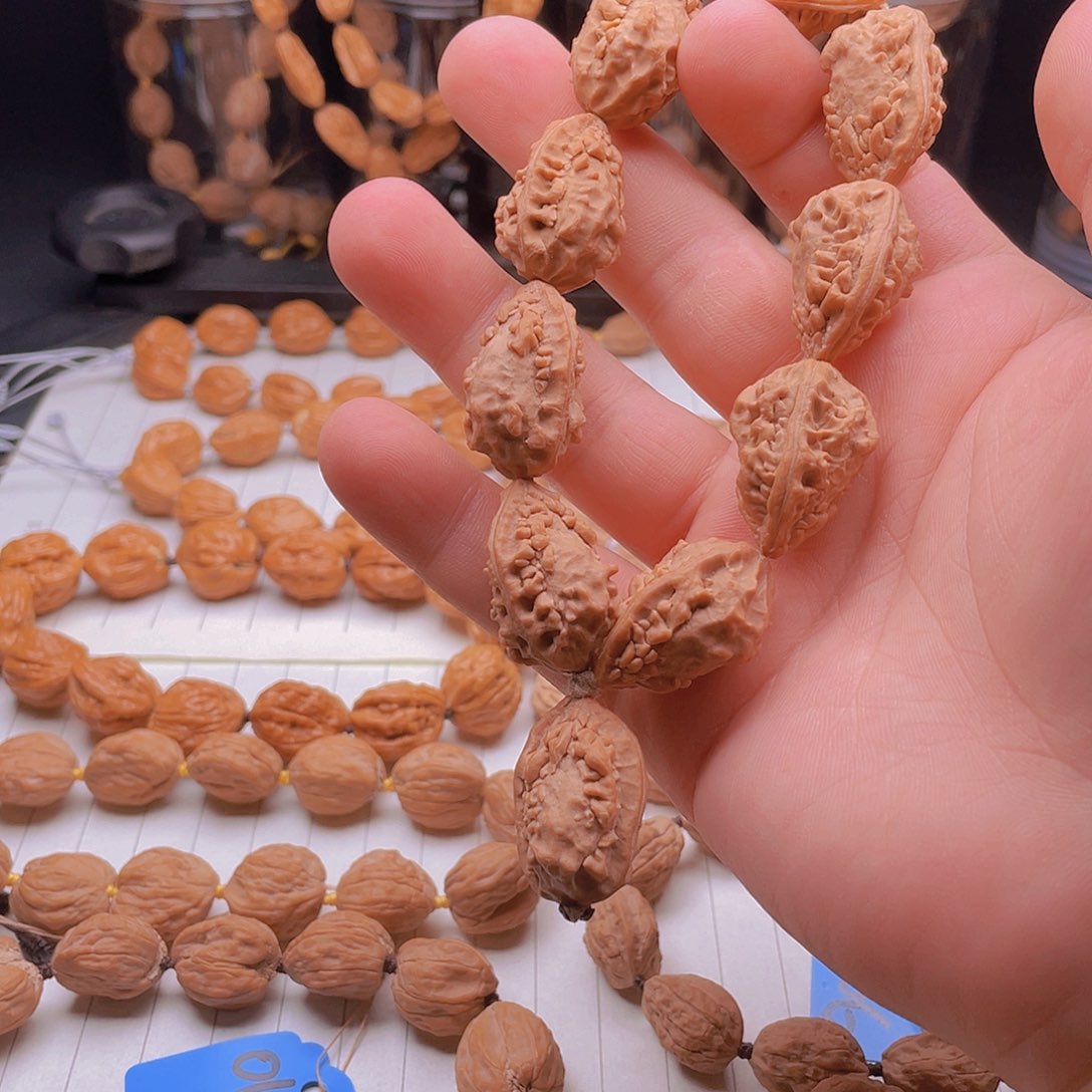 文玩核桃吊坠影*01麒麟角