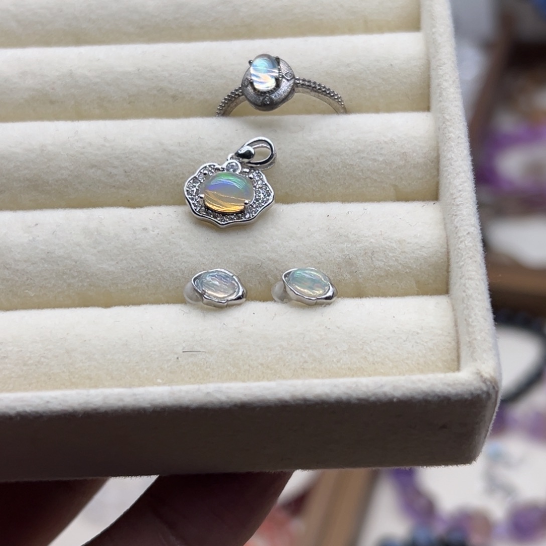 手链未镶嵌水晶欧珀三件套