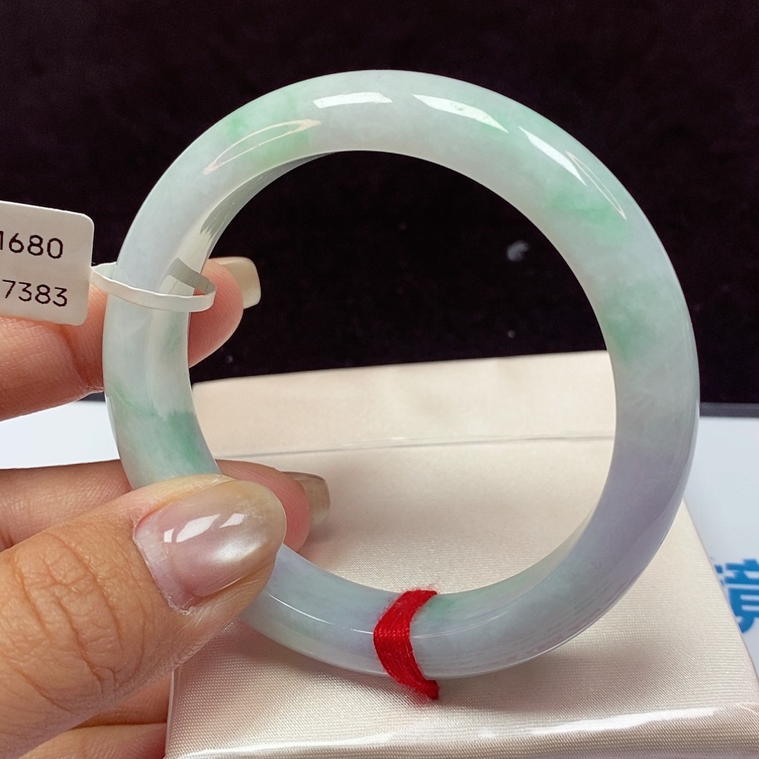 翡翠手镯未镶嵌翡翠手镯56圈