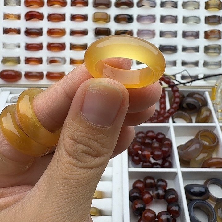 玛瑙/玉髓未镶嵌戒圈18圈福利内圈细小抛光痕介意勿拍