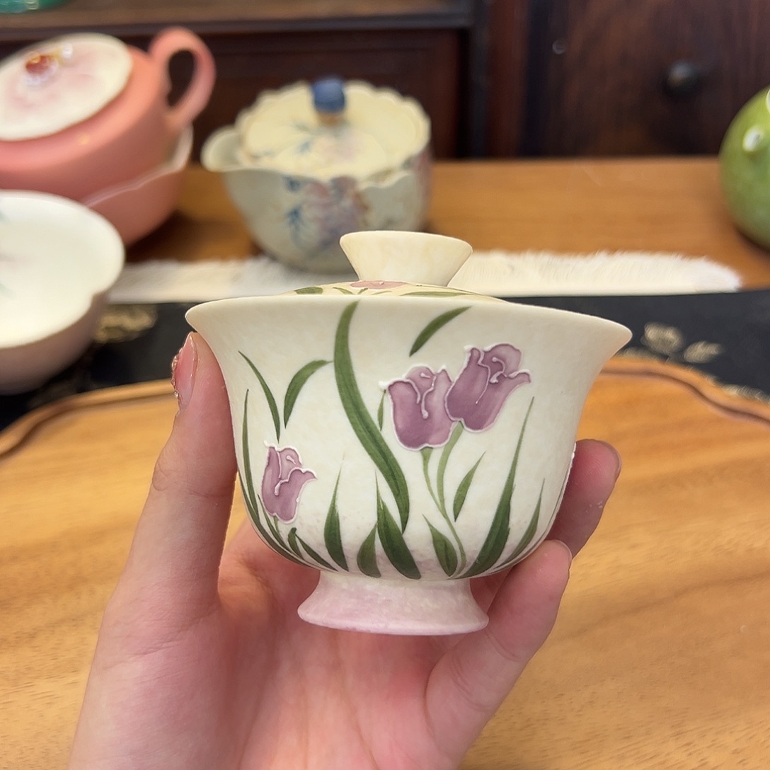 茶具等产品的生产和销售工作