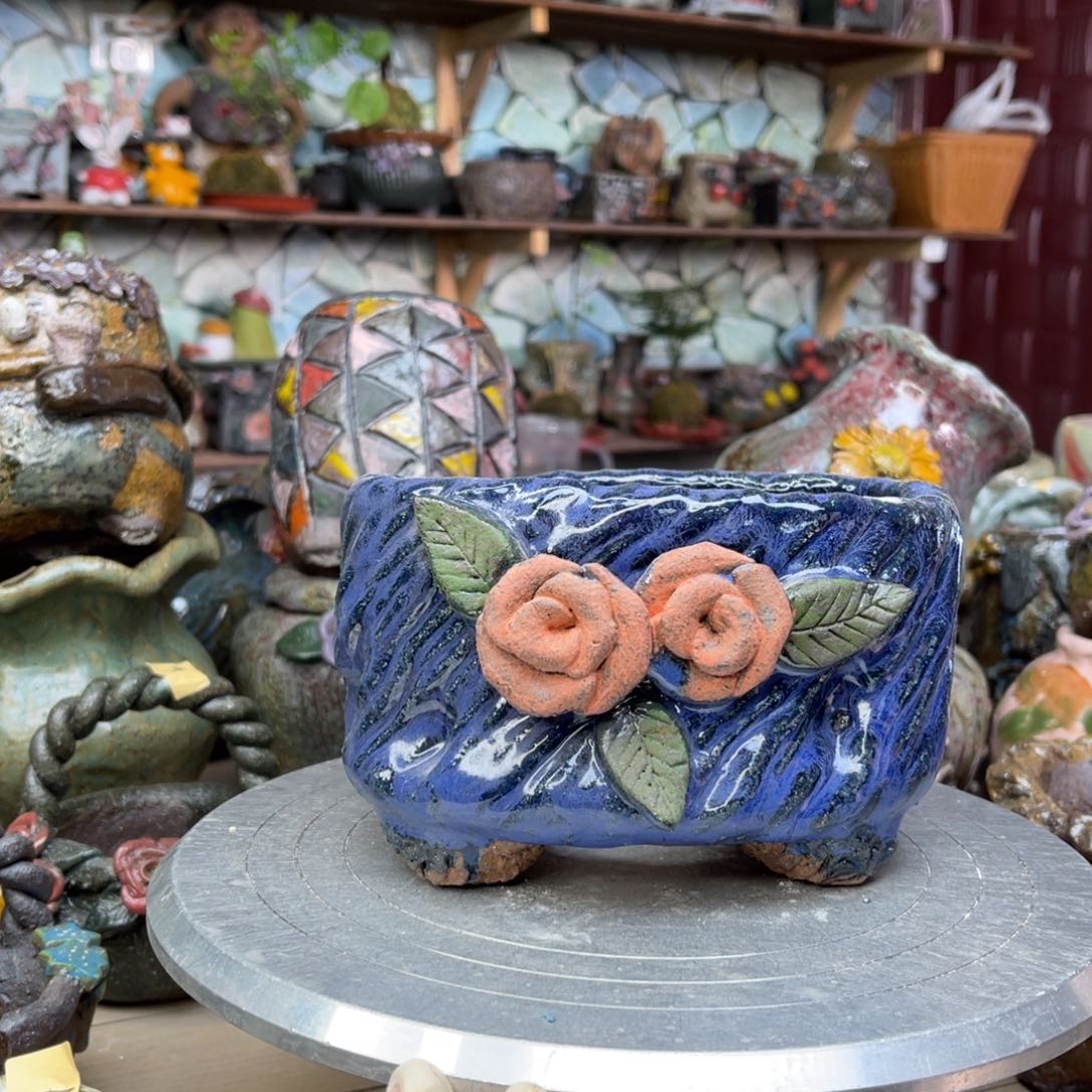 红陶粗砂陶瓷花盆