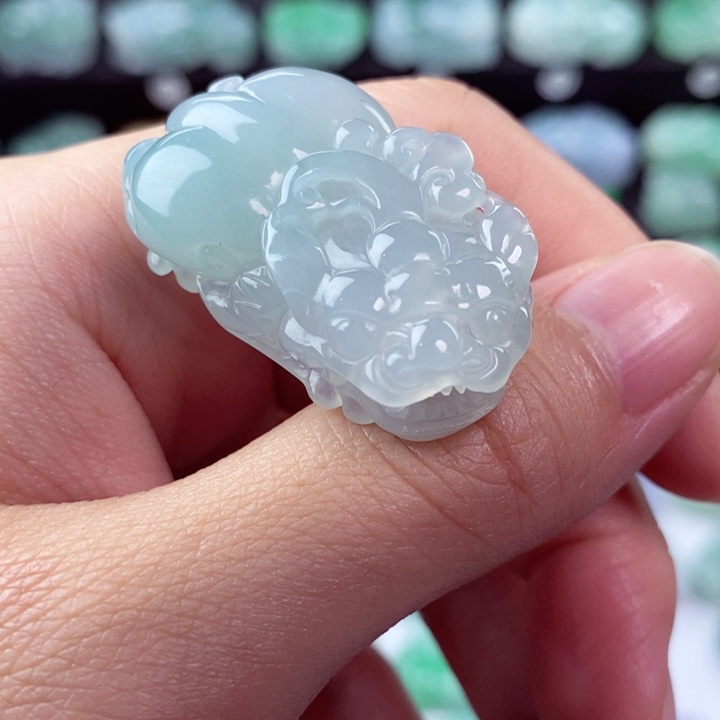 翡翠颈饰未镶嵌m**o天然