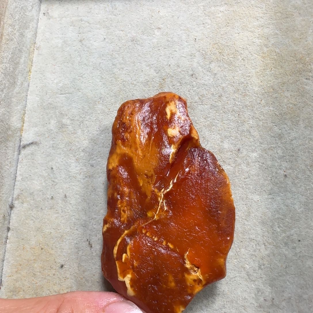 未镶嵌定制琥珀翟****?专属定制