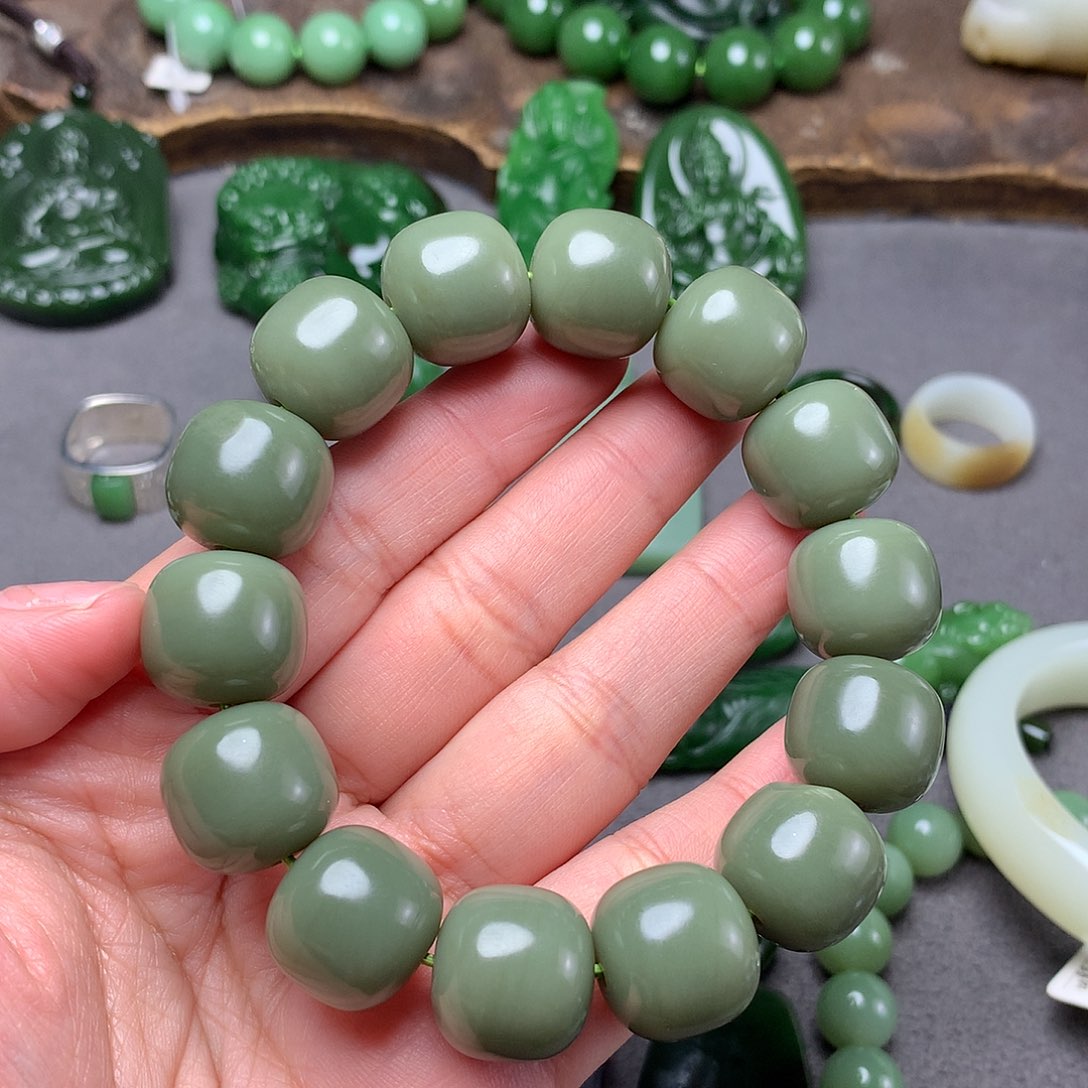 和田玉手串未镶嵌