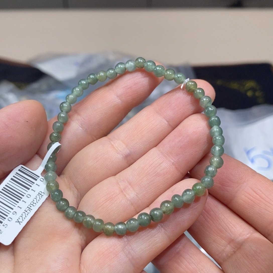 翡翠未镶嵌手链翡翠手链