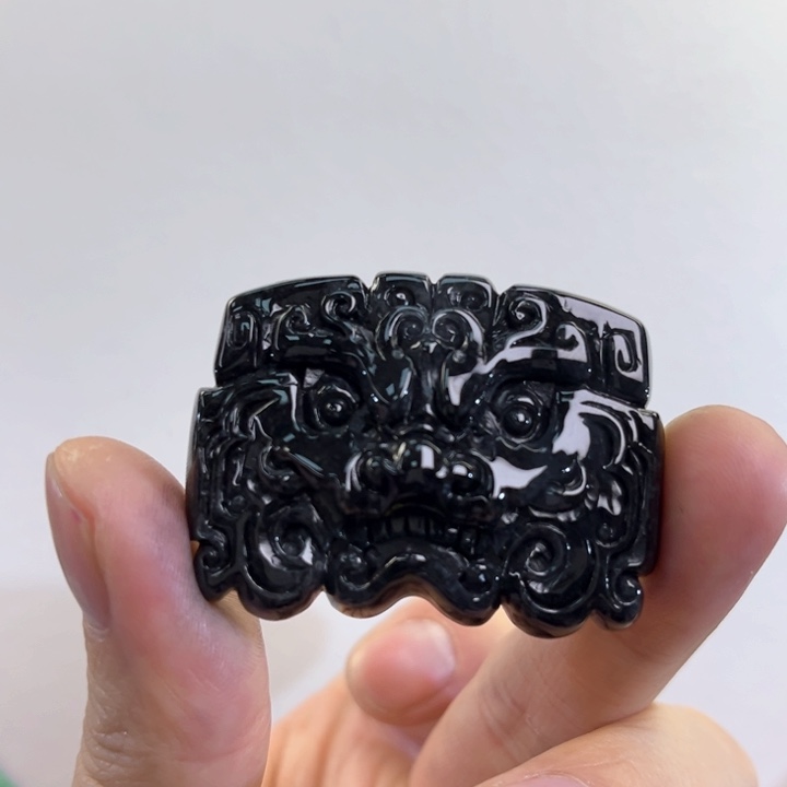 翡翠吊坠(赠链)未镶嵌代编织
