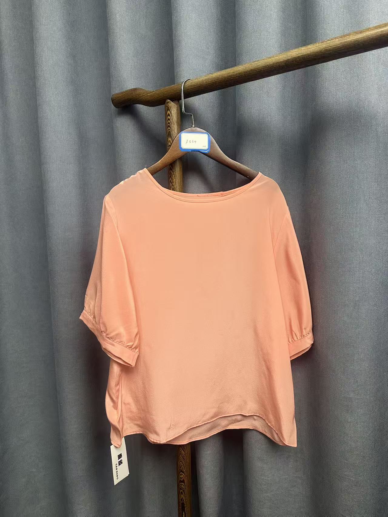 （瑕疵）2025新款休闲时尚圆领桑蚕丝上衣女R534