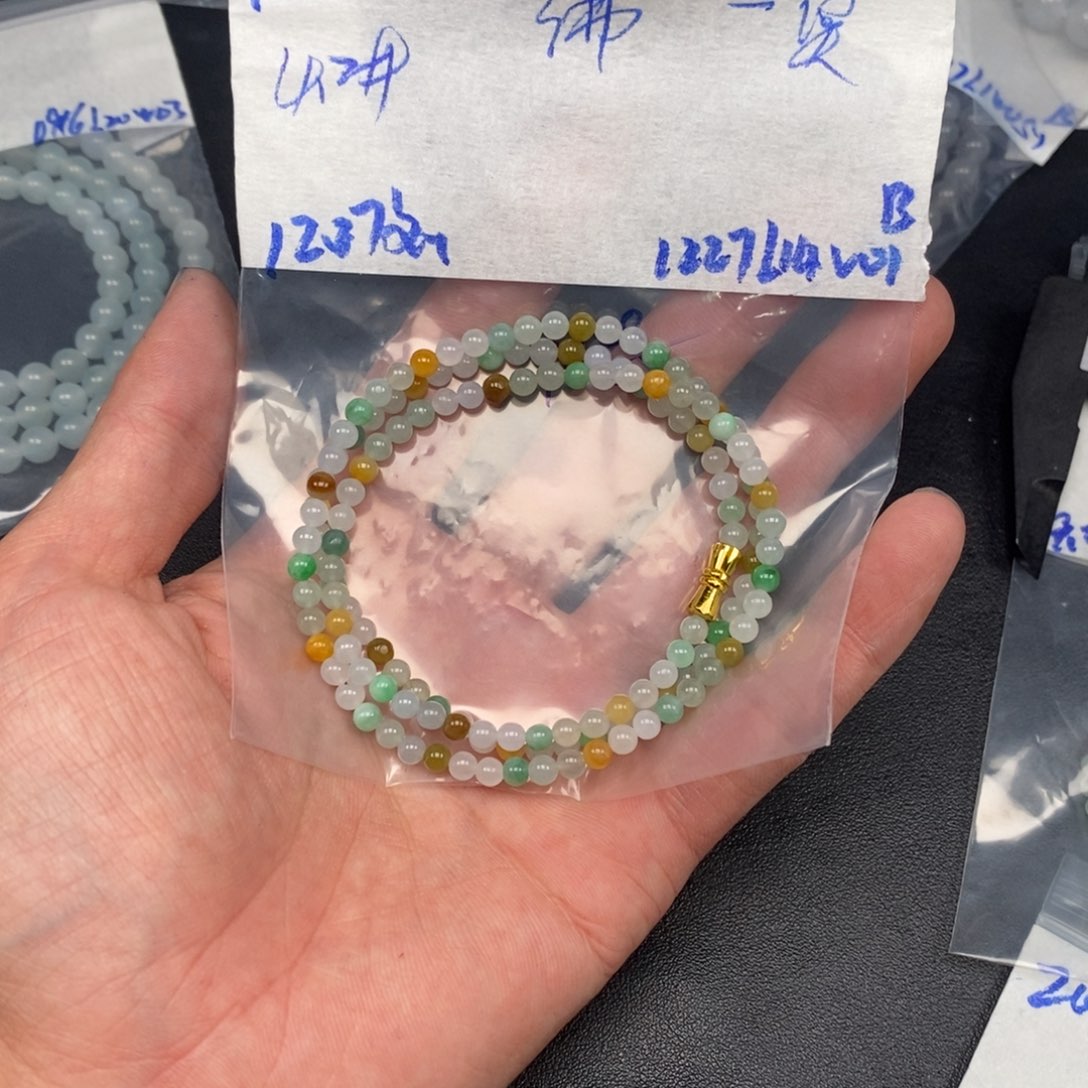 定制翡翠未镶嵌佛****奥