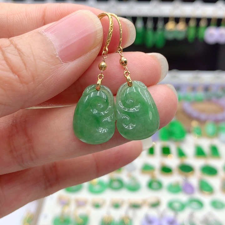 翡翠18K金镶嵌耳饰