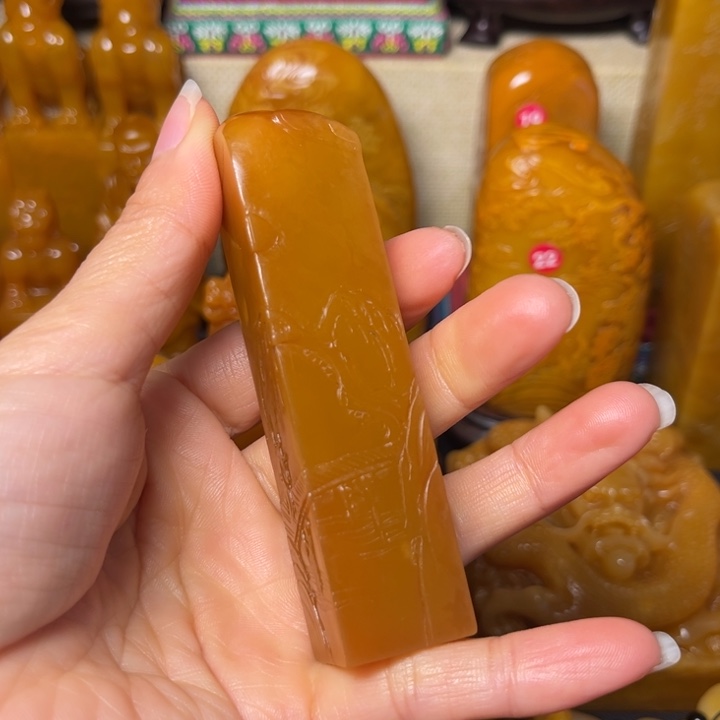 寿山石印石松**士题材：工艺品