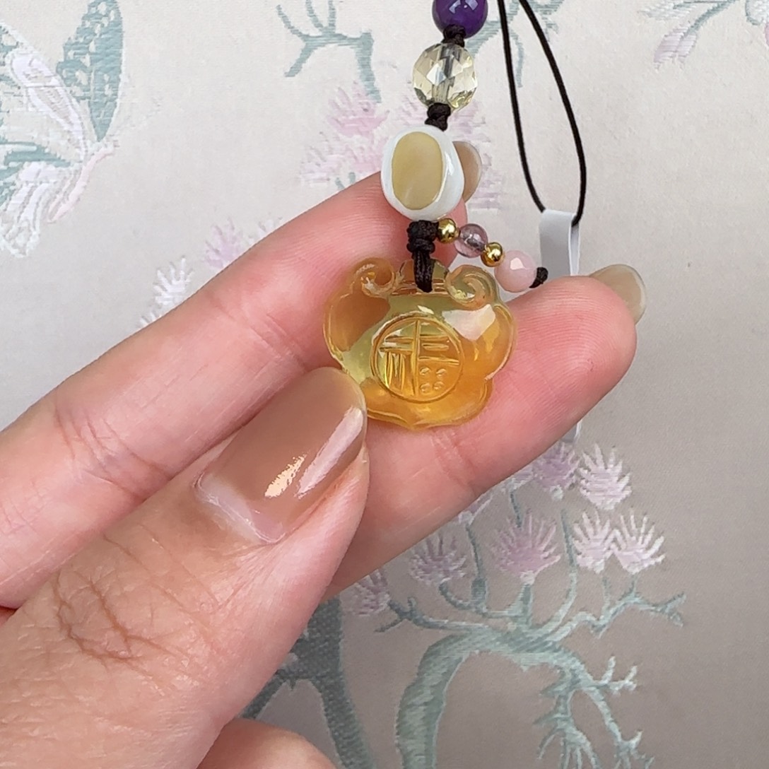 蜜蜡吊坠(赠链)未镶嵌