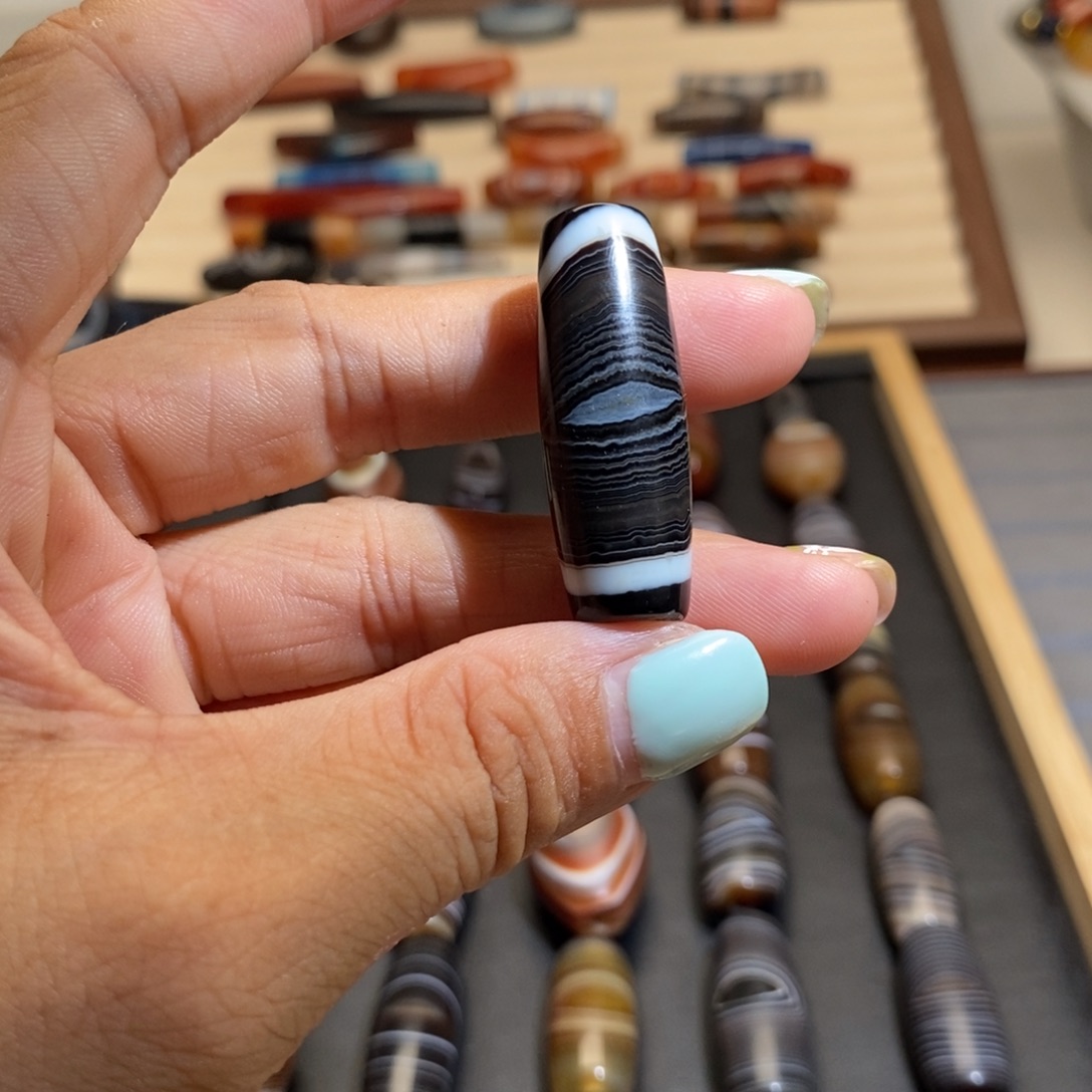 华***༅玛瑙/玉髓手链未镶嵌