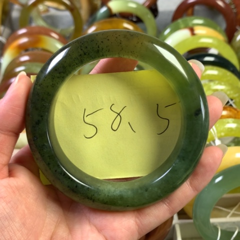 岫玉手镯未镶嵌9号