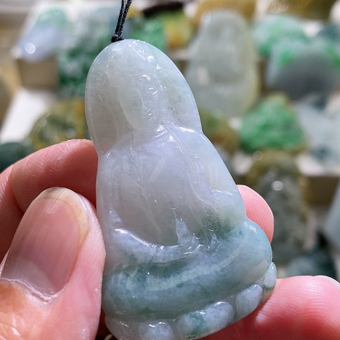 【闪购商品】翡翠颈饰未镶嵌111111111111