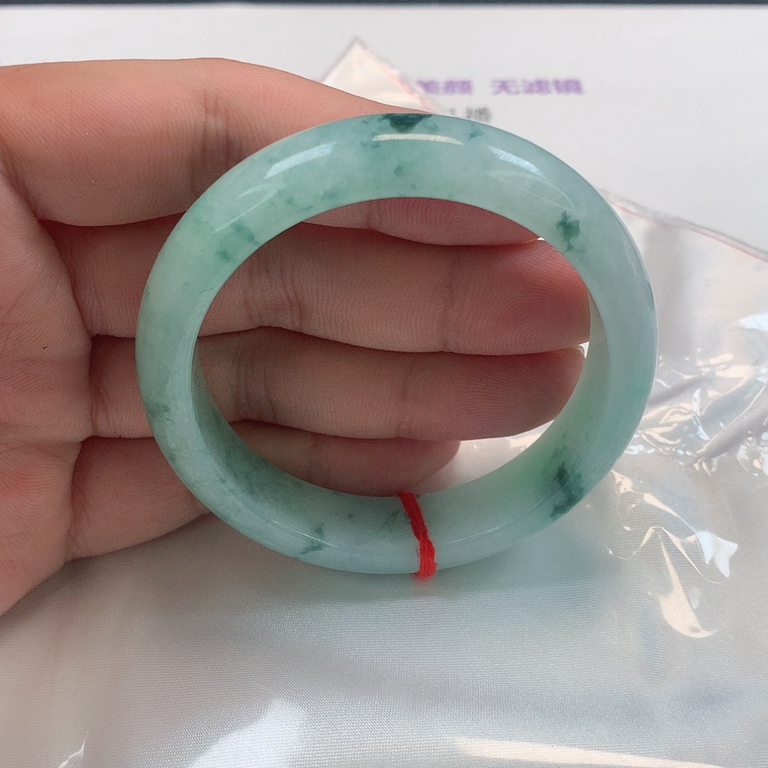 翡翠手镯未镶嵌266号