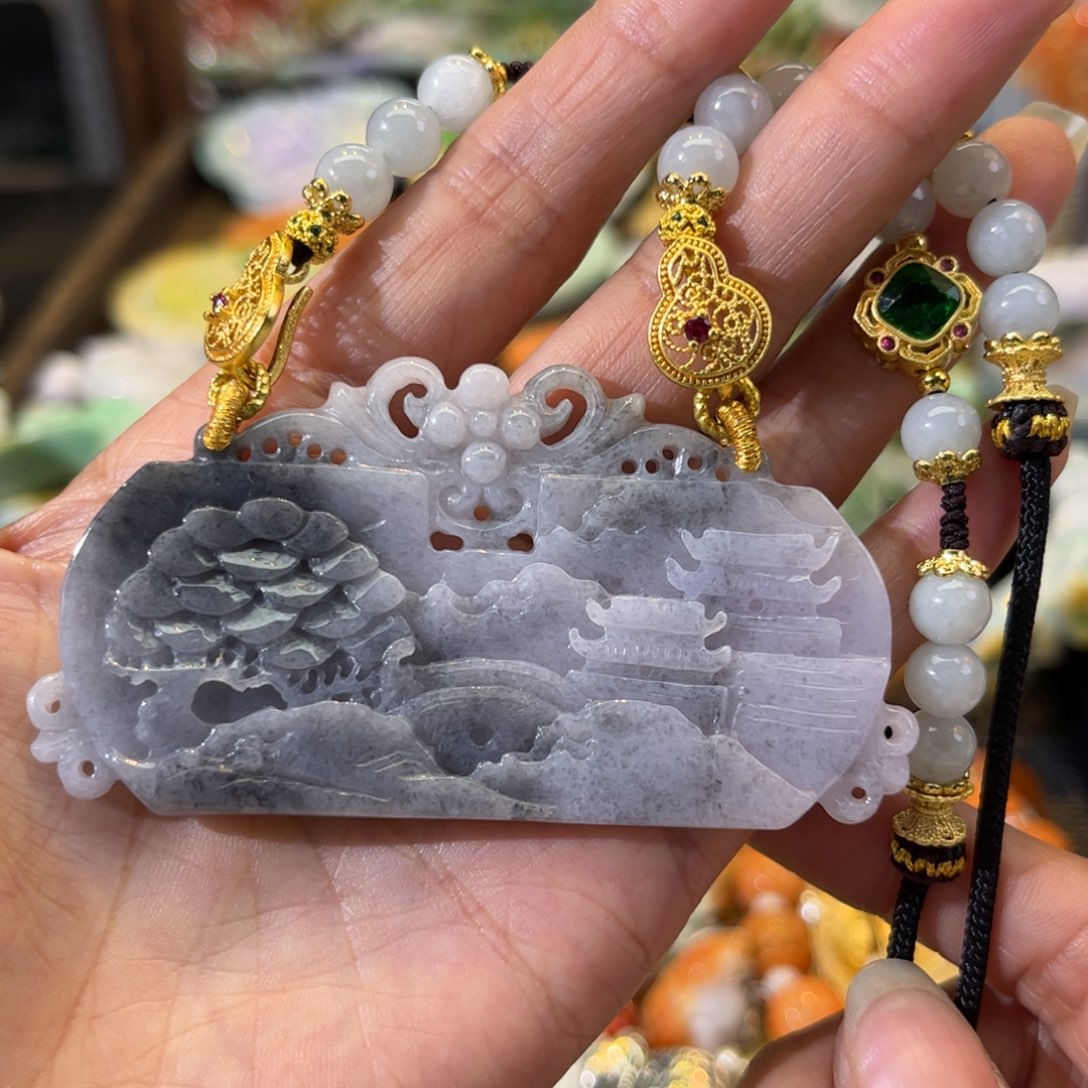 翡翠颈饰未镶嵌待编款