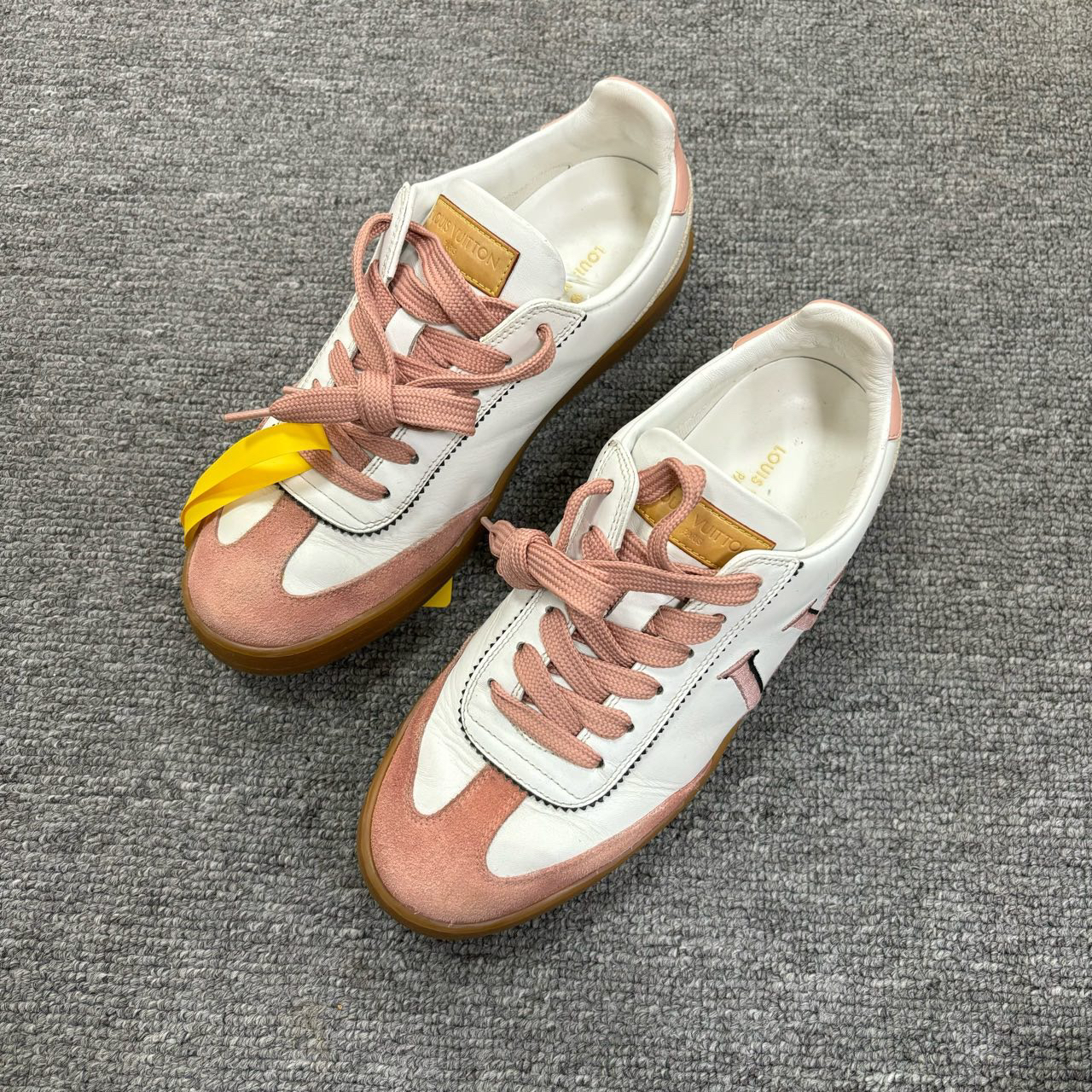 95新 LouisVuitton/路易威登 Frontrow 圆头系带板鞋 35.5码/5546