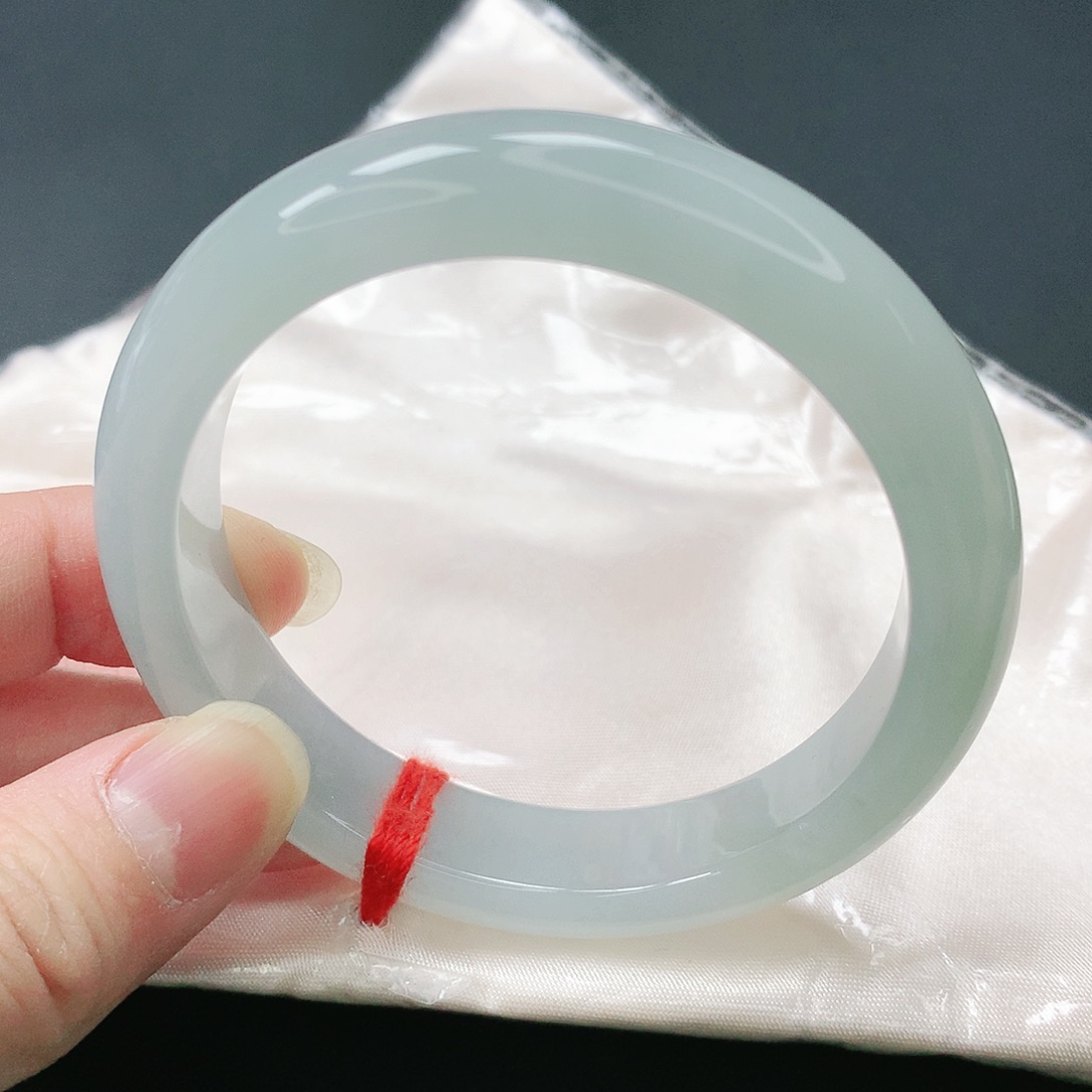 翡翠手镯未镶嵌缅甸天然A货翡翠